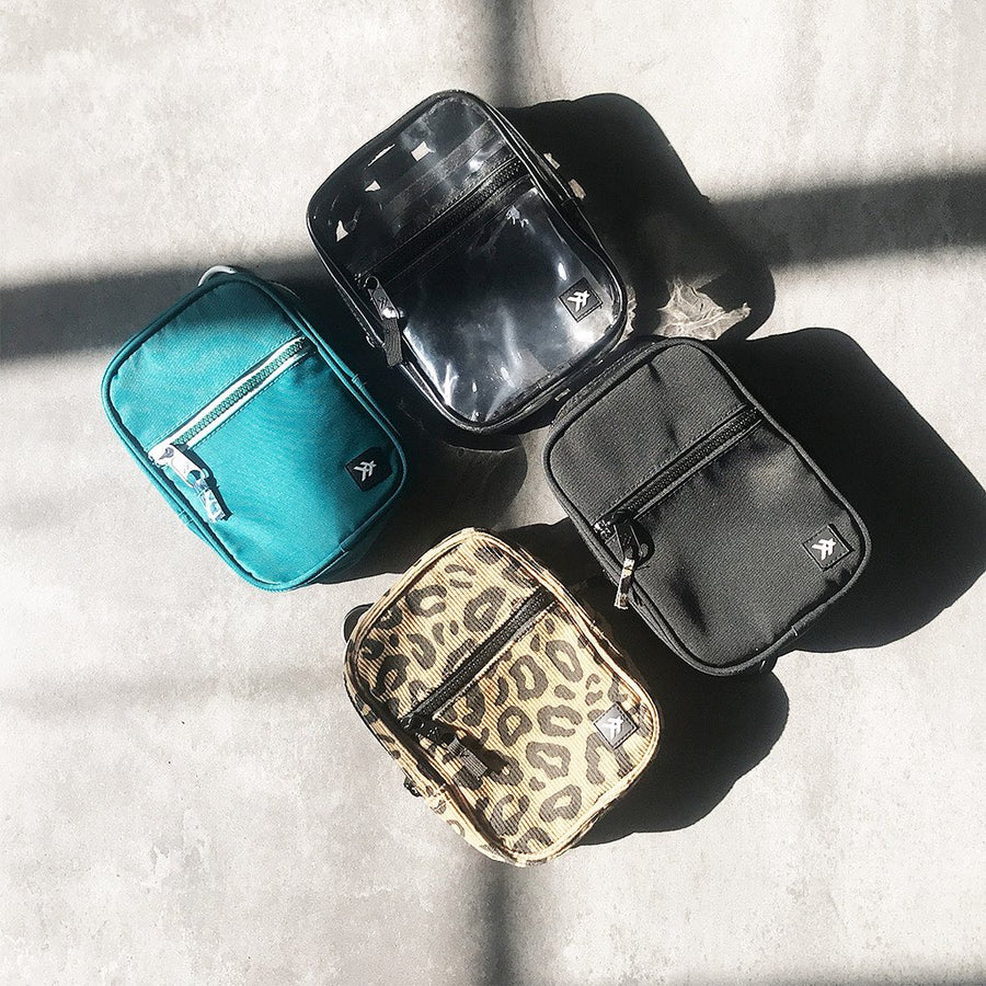 CROSSBODY BAGS